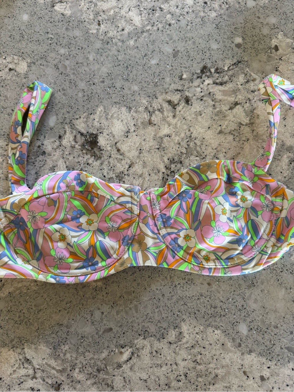 NWT Love & Lemons Pastel Floral Underwire Bikini Top